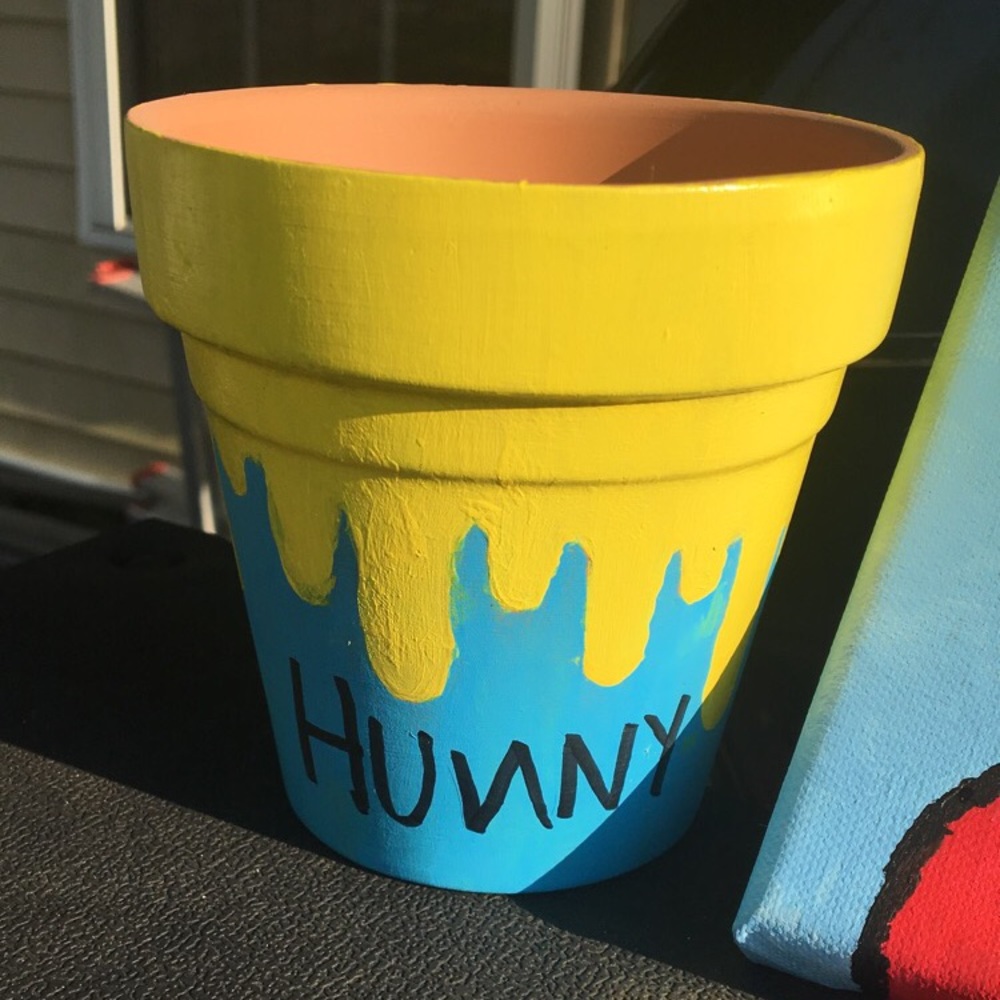 Hand painted Hunny Pot